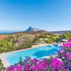 Aparthotel Lu Nibareddu, San Teodoro (Sardinia)